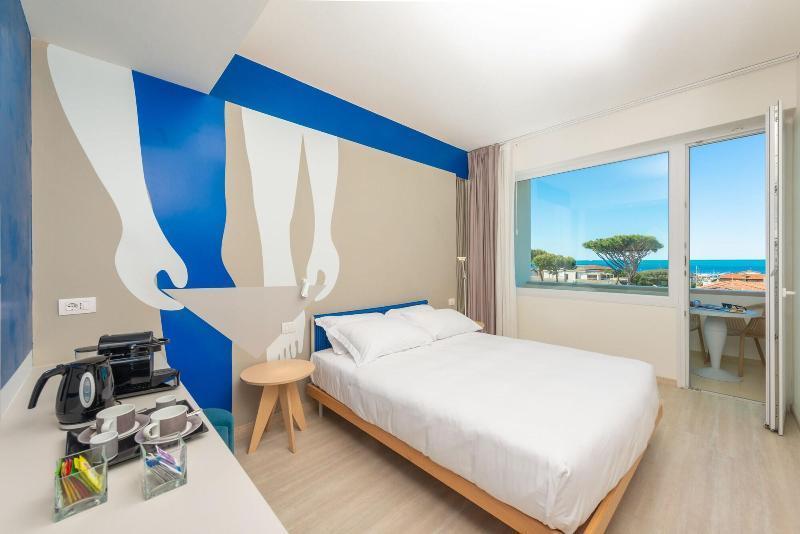 Amarina Hotel Марина-ди-Пьетрасанта Экстерьер фото