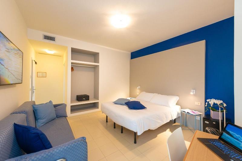 Amarina Hotel Марина-ди-Пьетрасанта Экстерьер фото