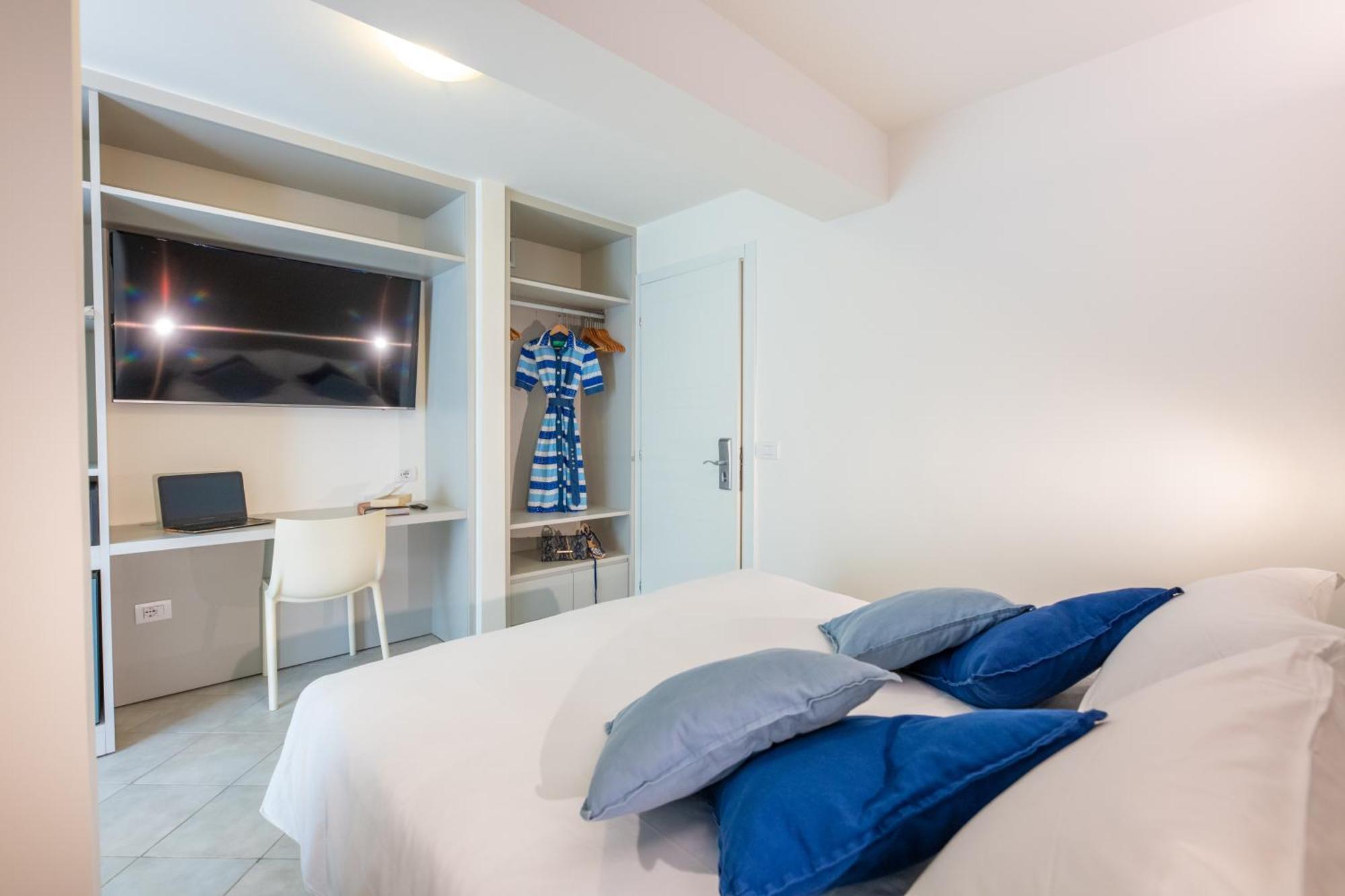 Amarina Hotel Марина-ди-Пьетрасанта Экстерьер фото